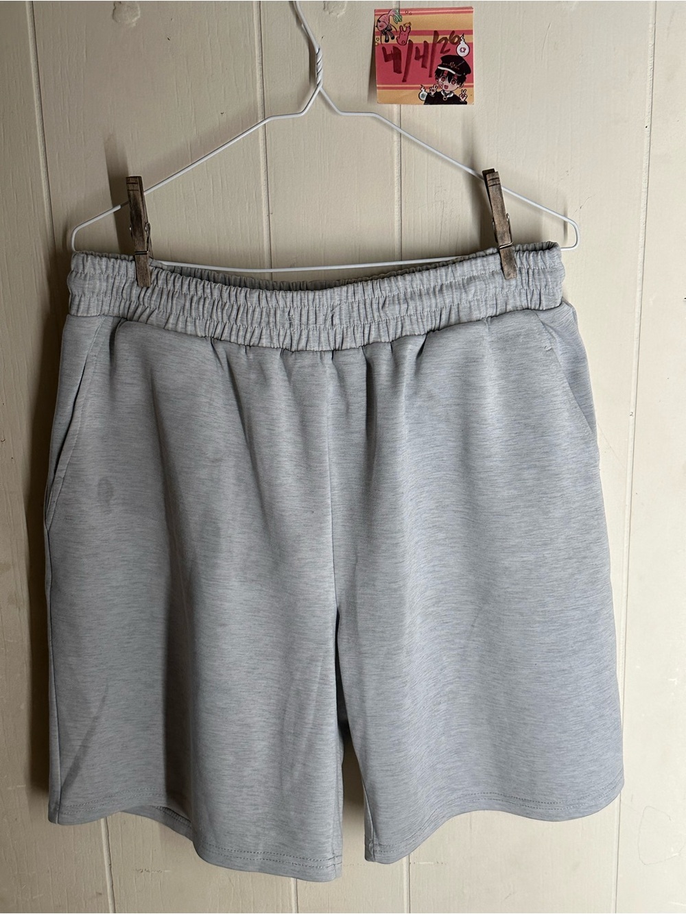 Men's Light Grey Athletic Elastic-Waist Shorts